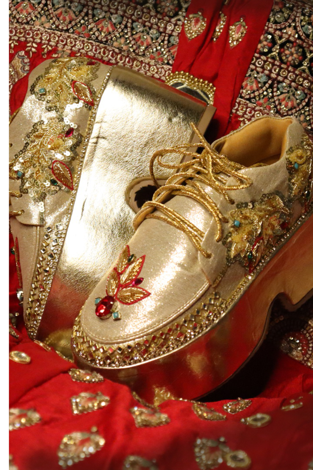 Ballad of Colours Luxe Golden Sneakers