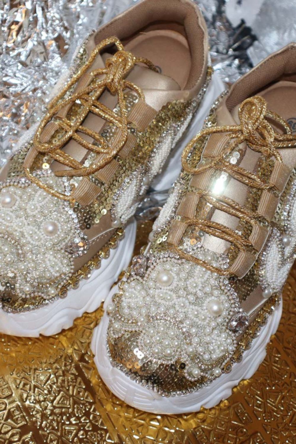 The Pearl Crown (Golden)