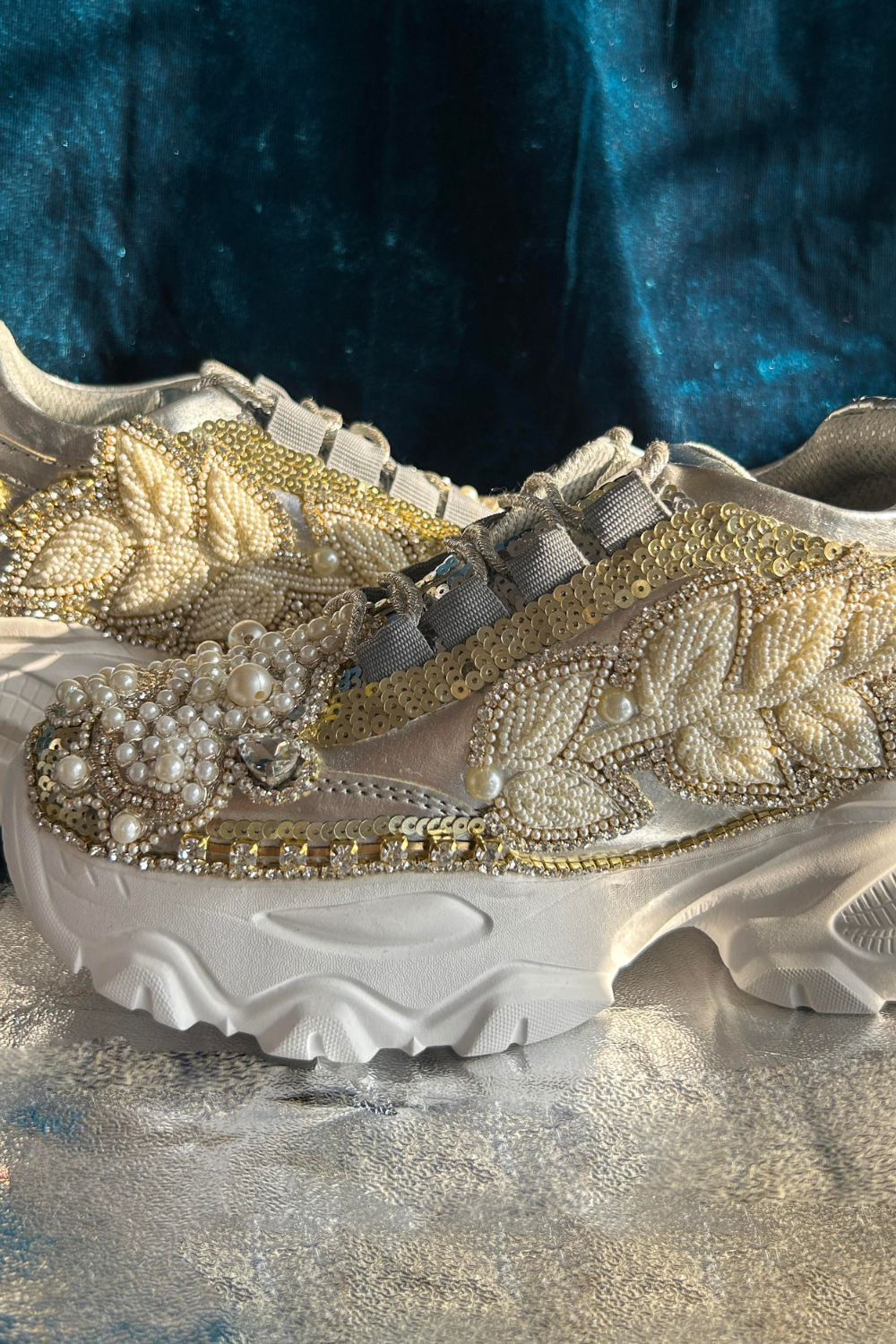 The Pearl Crown (Silver)