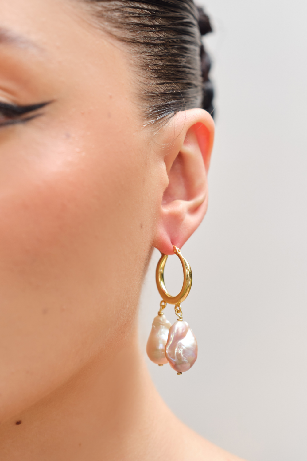 Baroque Pearl Twins